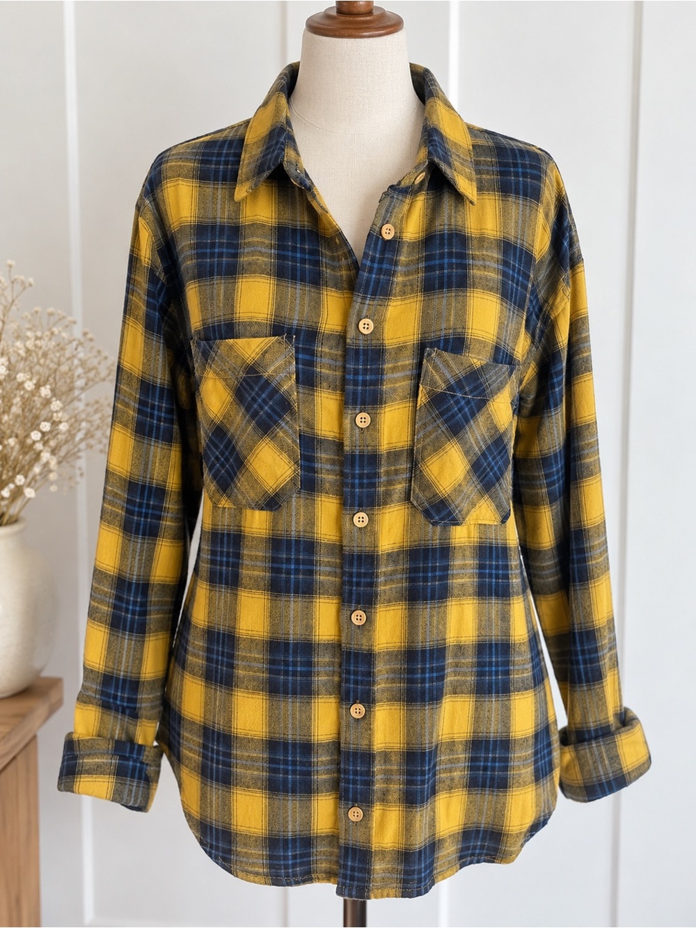 Beautiful plaid flannel blouse, Blue, Yellow 1x